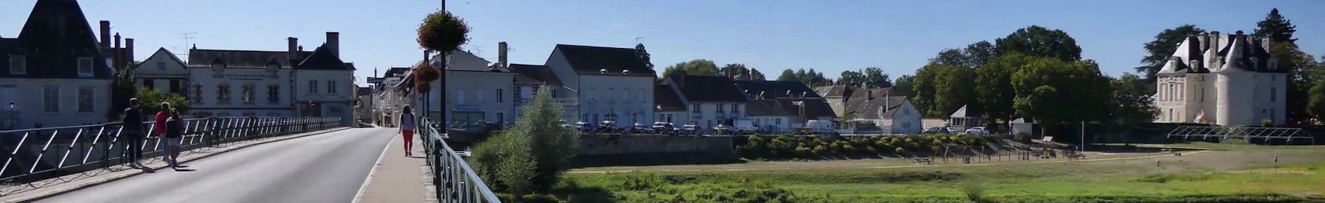 Entrée de la ville de Selles-sur-Cher par le vieux pont